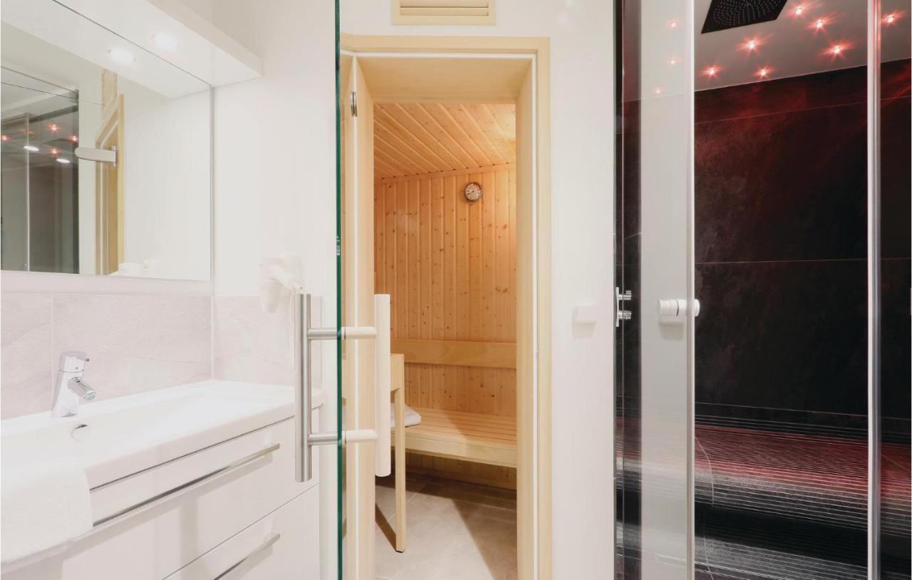 Nice Apartment In Luebeck Travemuende With Sauna Lübeck Exterior foto